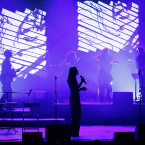 Aliose chante LF photo 4 (crédit @Lou Barthelemy - Emergences Musicales Montreux)
